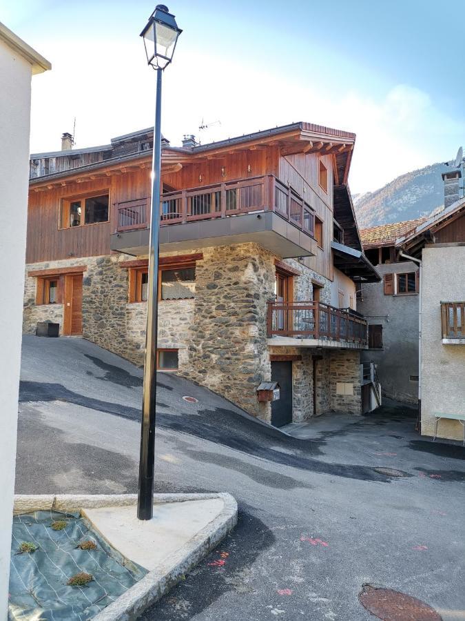 maison de village au pied des 3 Vallées Villarlurin Exterior foto